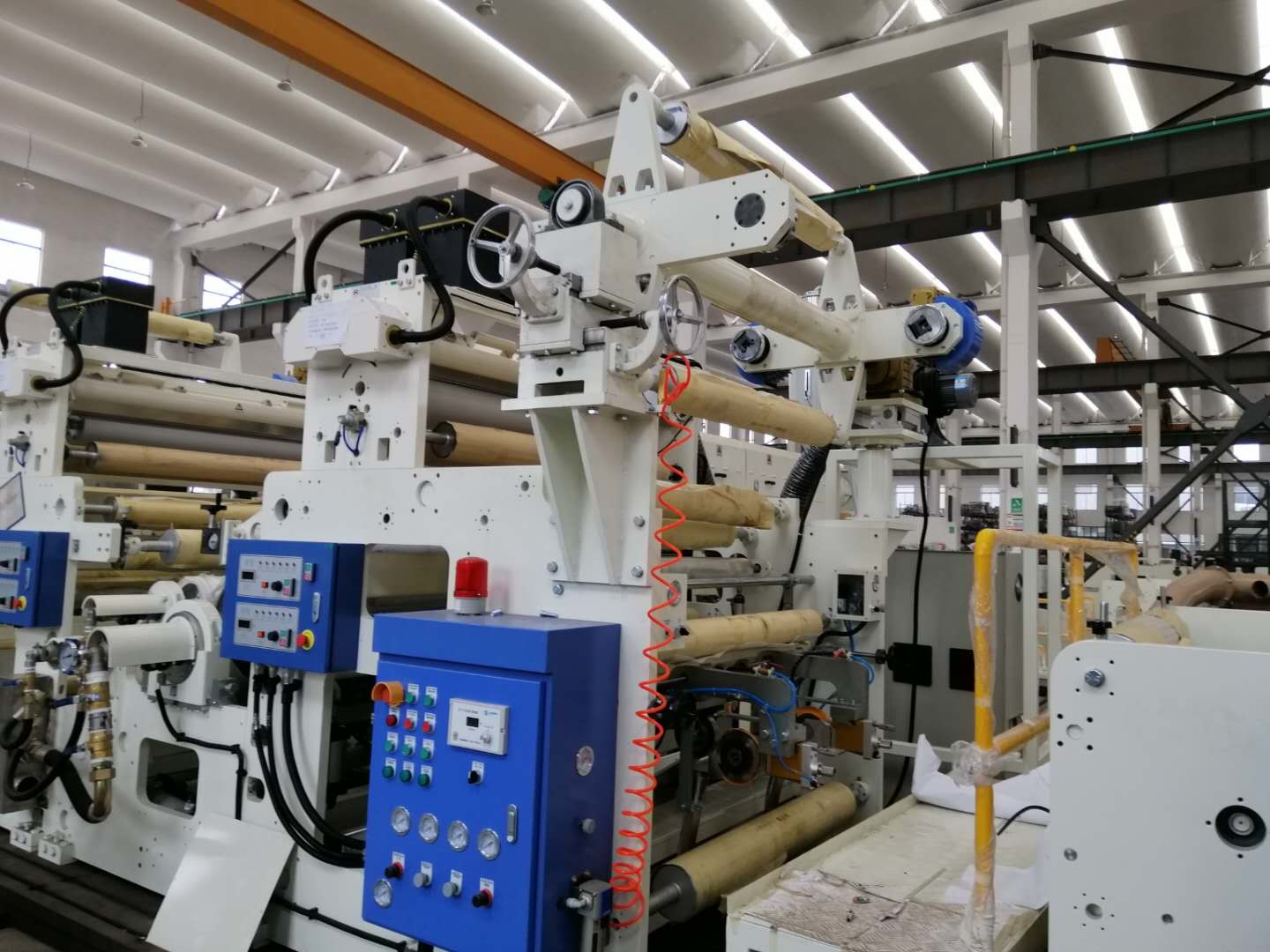 Multi Layers Thermal Automatic Lamination Machine , Max Φ800mm Heat Laminator Machine In White And Blue