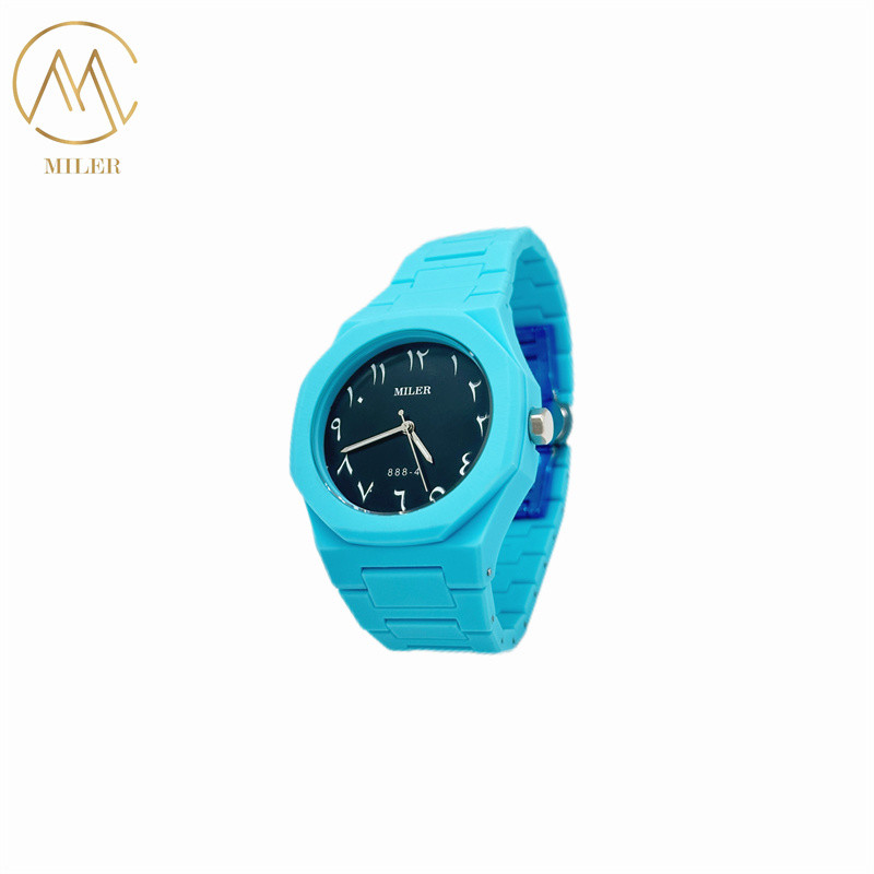Versatile and Practical Quartz Wrist Watch for Everyday Wear and Outdoor Activities Digital Sport Watch