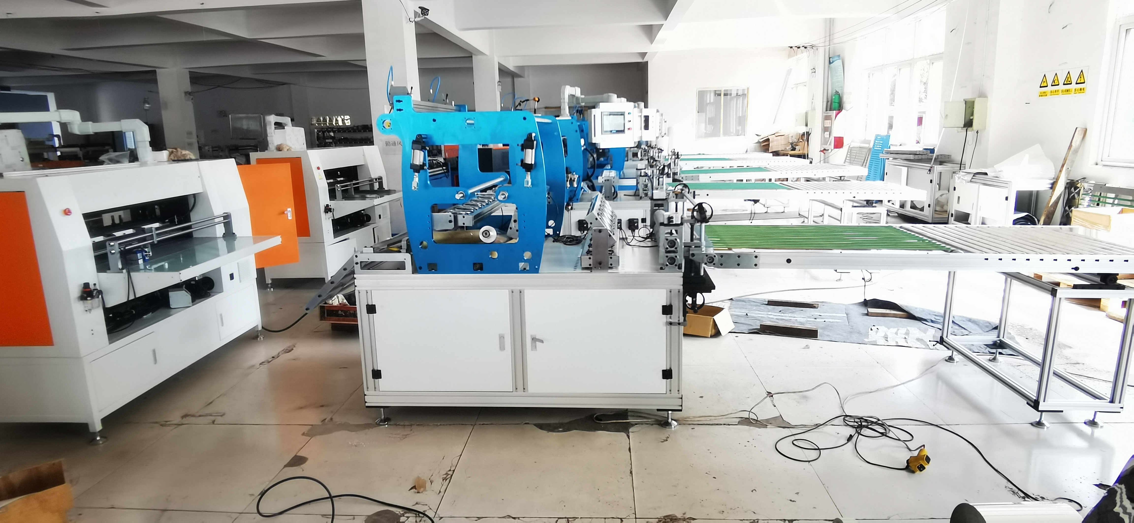 Clapboard Pleating Hepa Glass Fiber Machine Filter Paper Folding Machine with Partition