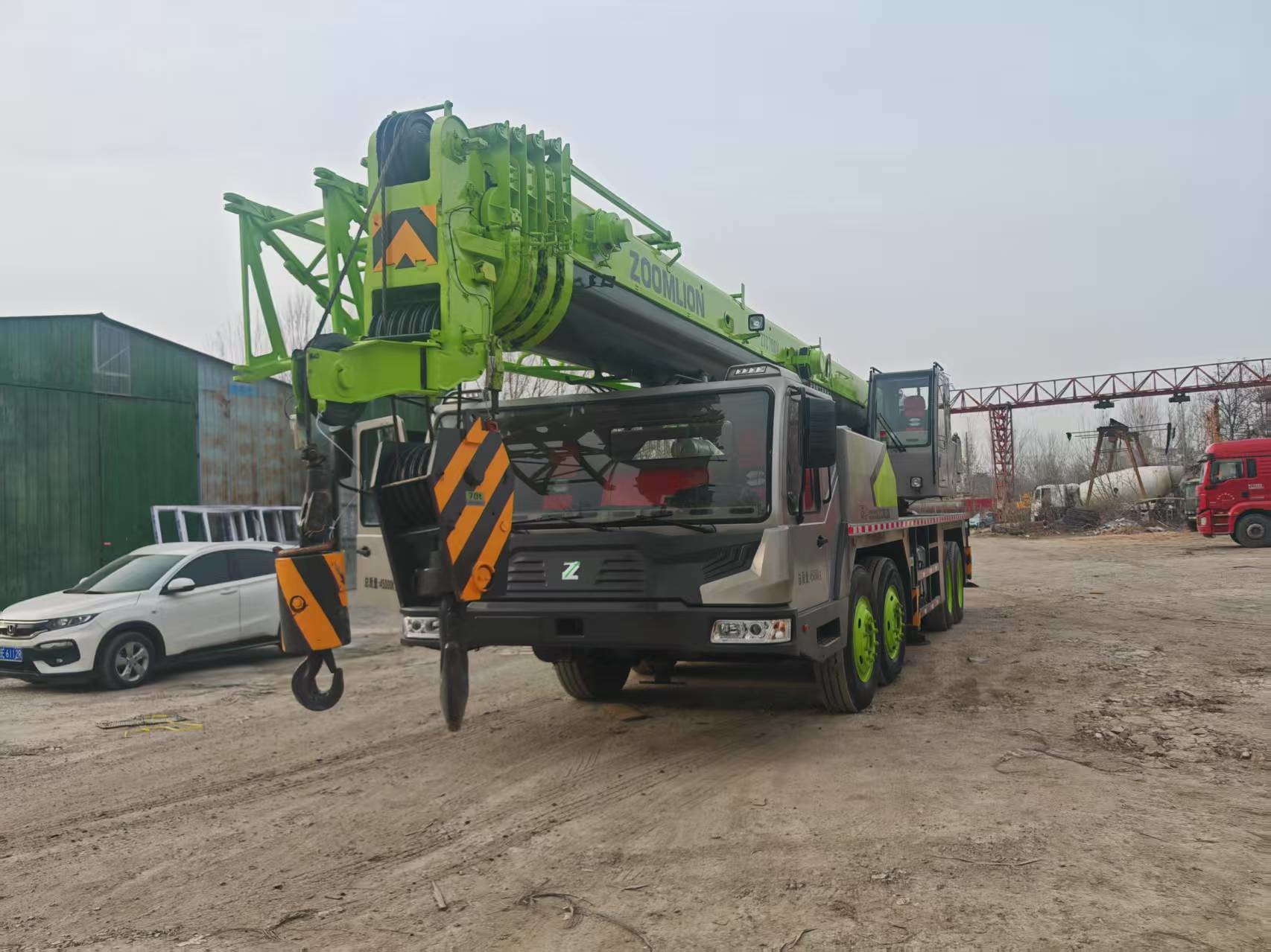 Used Truck Crane 2012 Zoomlion 70t 70 Tons refurbished Truck Crane Lifting Machine
