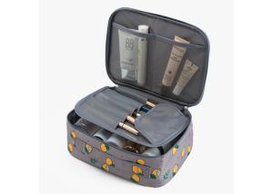 China Multi - Function Travel Cosmetic Bags , Ladies Toiletry Bag High Durability wholesale