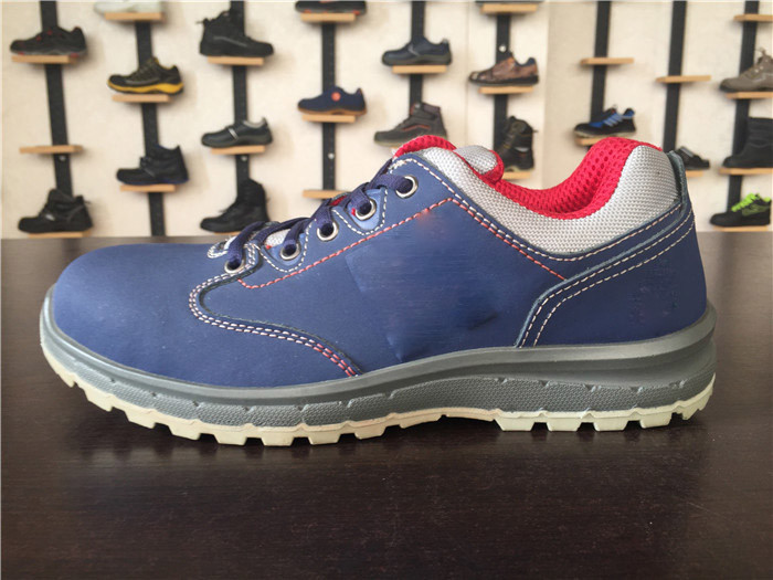 Calfskin Leather Rubber Sole Safety Shoes , Comfortable Steel Toe Shoes Topline Binding