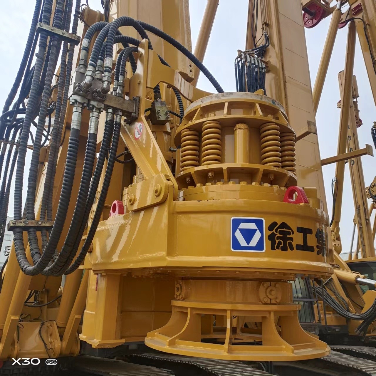 XR150-220 Drilling Rig Excavating Equipment Your Best Choice for Construction and Mining