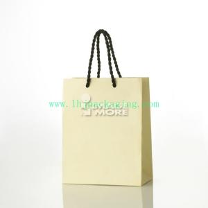 China luxury paper cosmetic bag wholesale