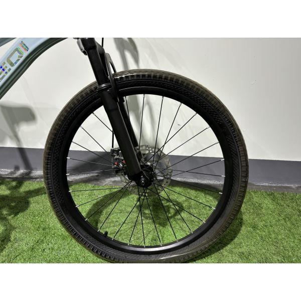 Professional 20-26 Inch MTB Mountain Bikes Shimano Tourney Rear Derailleur and Disc Brakes