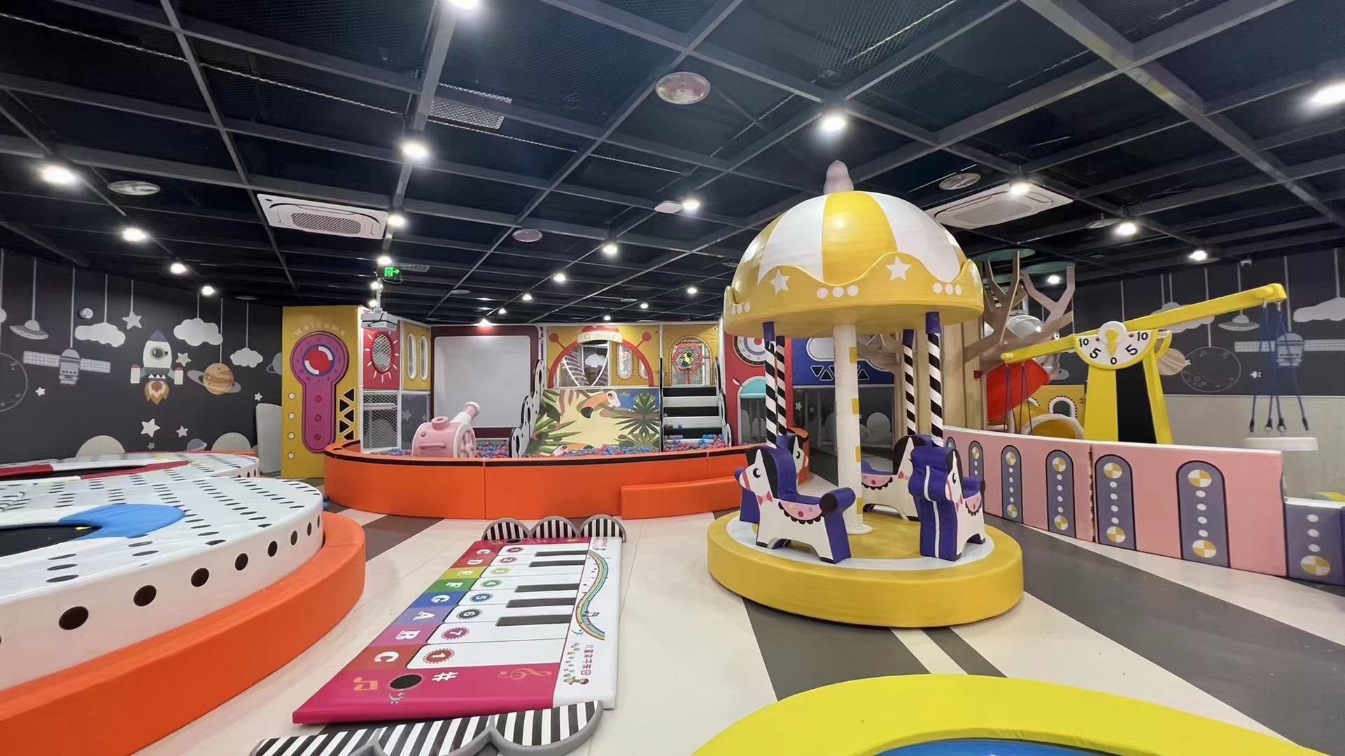 Kid Adult Modules Area Equipments for Customized Children Play Set Without Inflatable