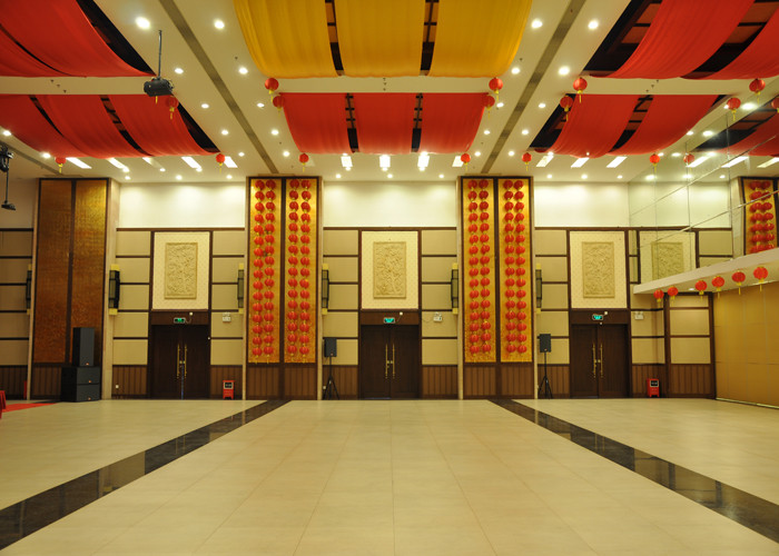 Flexible Mirror Movable Partition Walls Folding Sliding Partition With Mirror For Art Gallery