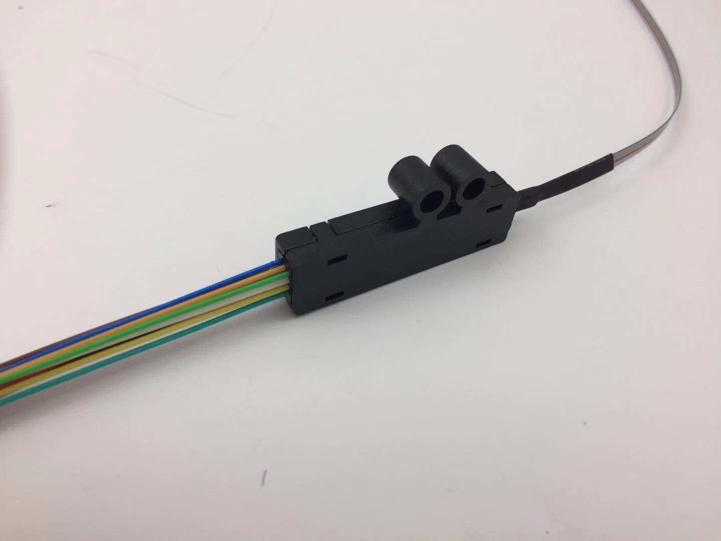 12 Colors ST Ribbon Fan Out Pigtail Optical Fiber Installed For Splice Stray
