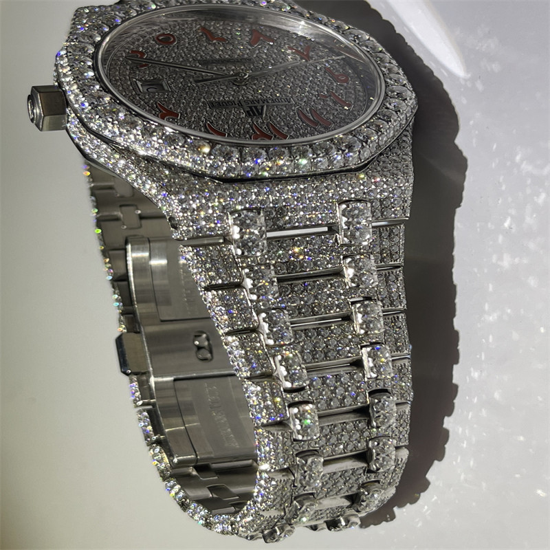 Colourless Luxury Diamond Watch 20 carats Mens Diamond Watches 3EX