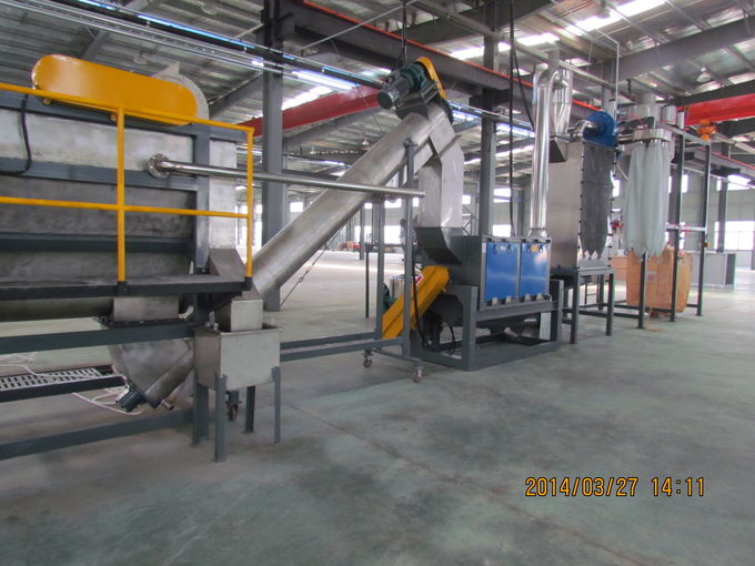 CE Plastic Recycling Crusher , 2000kg/H PET Bottle Recycling Line