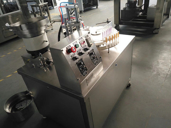 Multi-Nozzle Liquid/Paste/Powder Pharmaceutical Filling Machine With Emergency