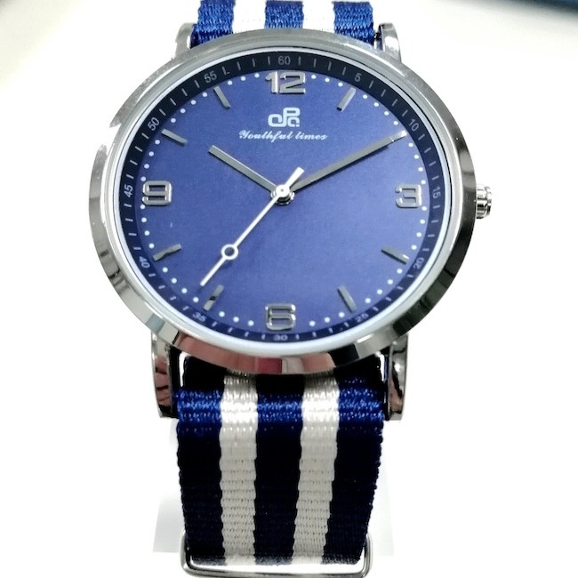 Sports Metal Strap Luxury Quartz Watch With Butterfly Buckle For Couples