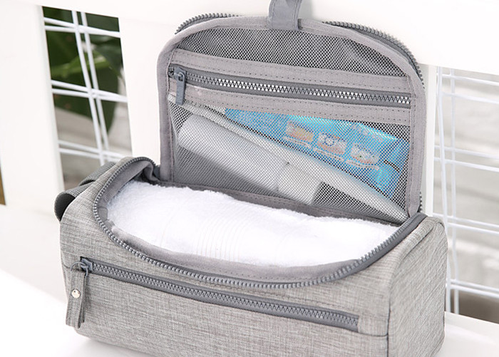 Hanging Women Mens Toiletry Bag Washable Wet And Dry Separation With Multil Compartment