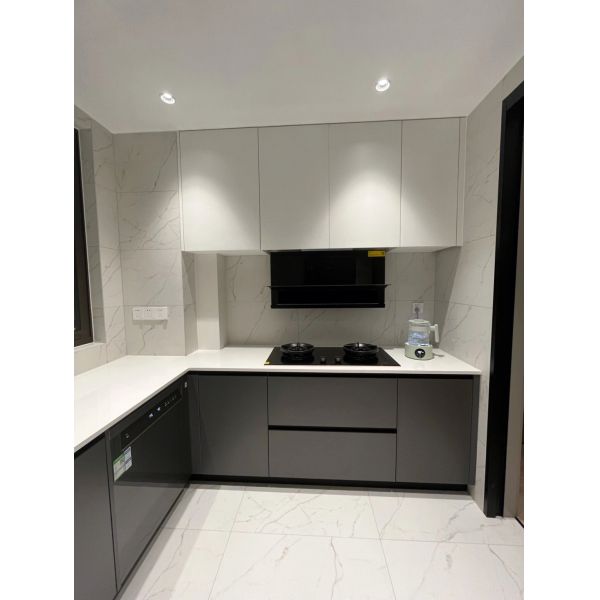 Residence Wholesaler Wooden Kitchen Furniture Modern Kitchen Cabinet Design