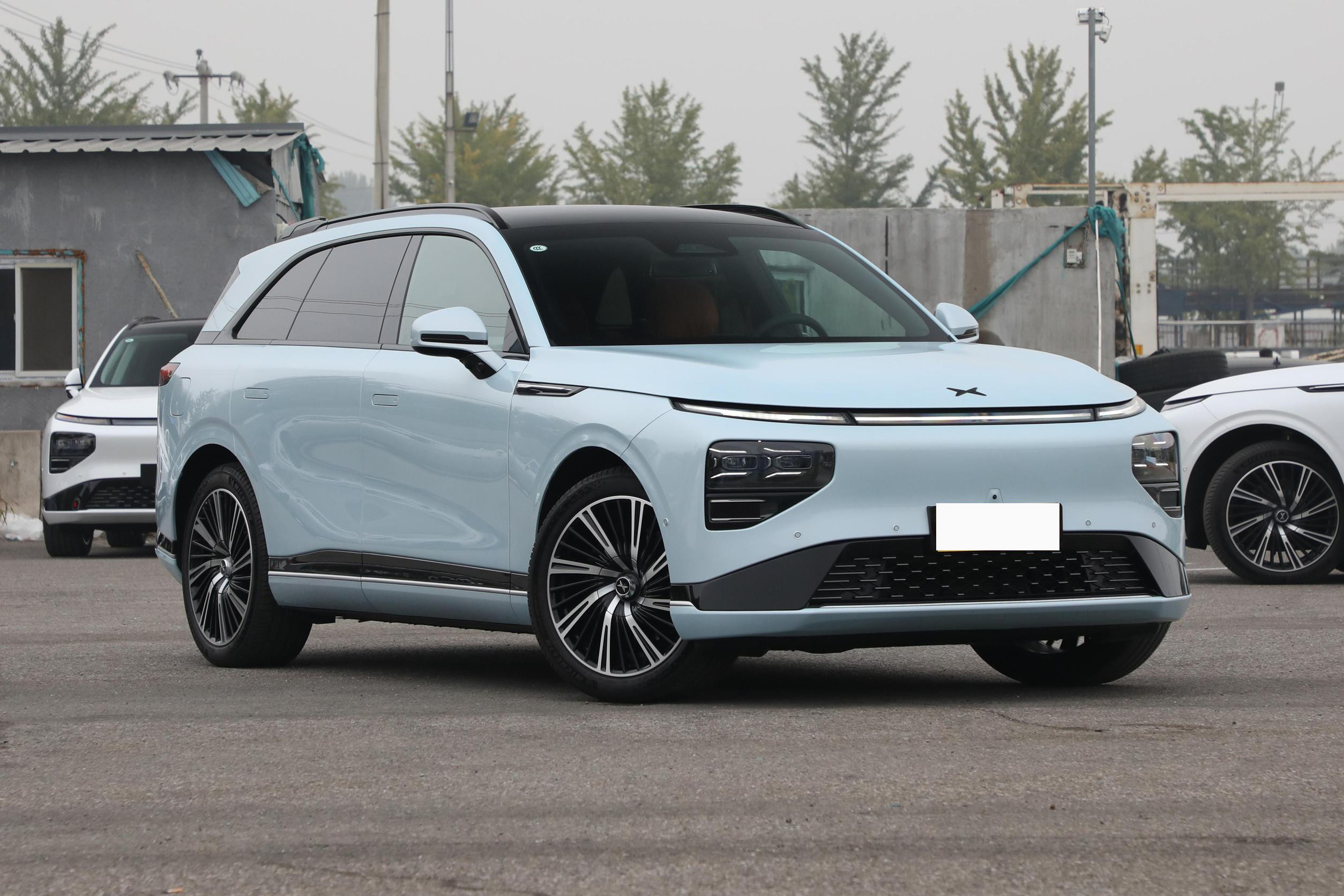 Xpeng G9 650X Luxury EV Cars SUV Everbright Electric Vehicle 650km Range