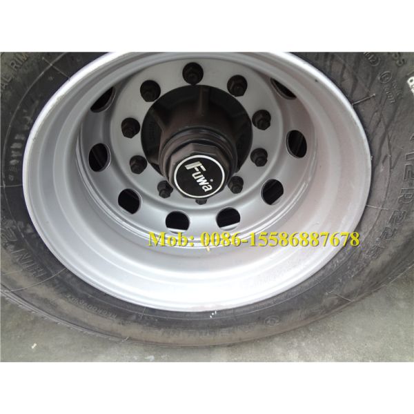 40000 Litres 3 Axle Fuel Tank Semi Trailer Four Compartments Heavy Duty Load