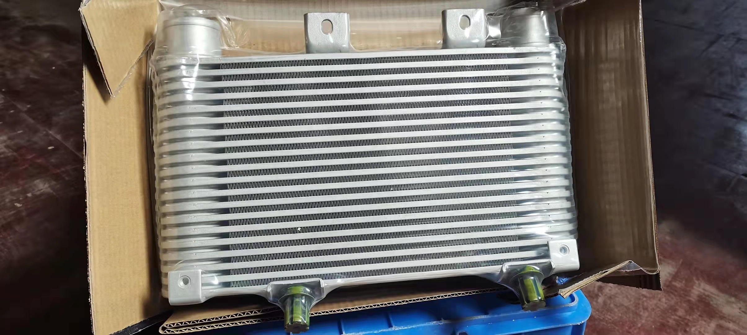 6M349L440AB Aluminum Intercooler Mazda BT50 2.2 TDCi 4x4 InterCooler
