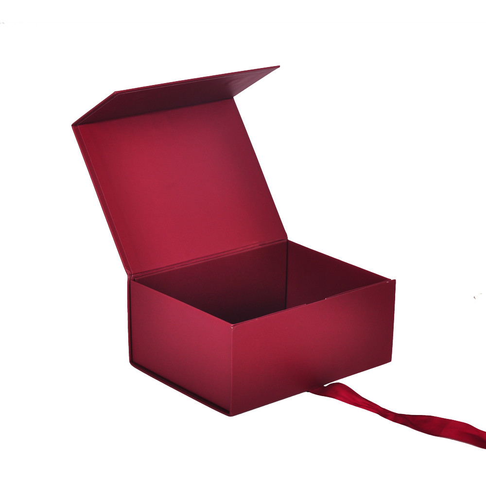 Foldable Cardboard Red Magnetic Paper Packing Box With Ribbon