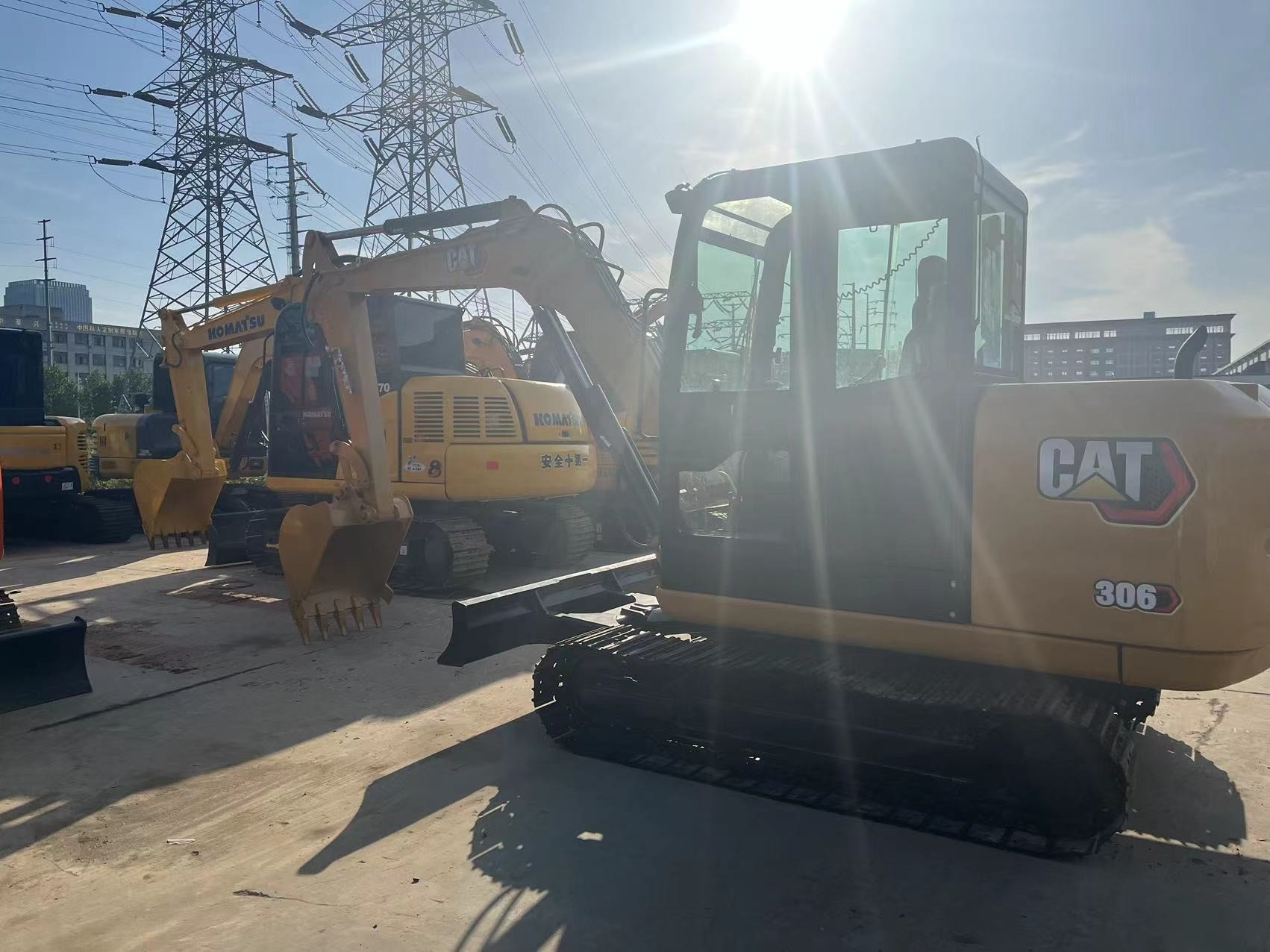 Used Caterpillar Caterpillar Japan 3.6 Ton 2000 Rpm 43KW Crawler Digger