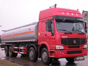 China High performance Oil tank truck Tank Truck Trailer , 25000L capacity fuel tanker truck wholesale