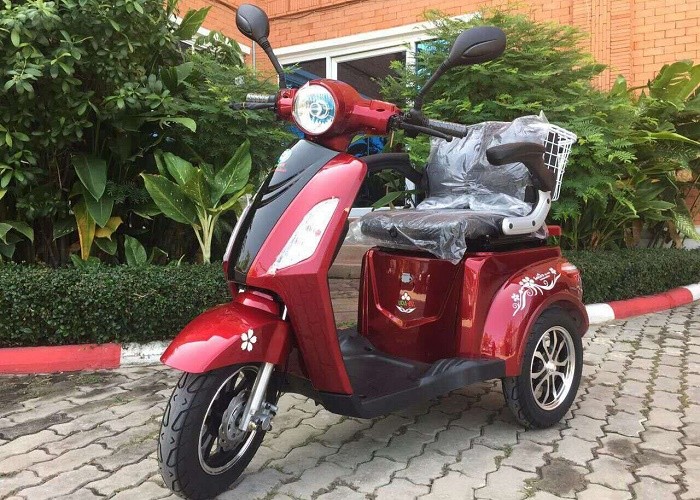 Durable Cargo Tricycle Motorcycle Three Wheels 20AH Battery Long Lifespan