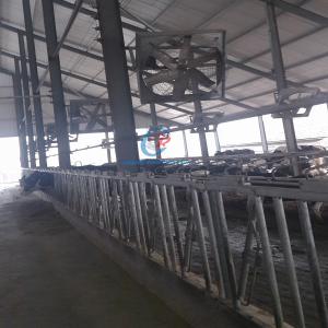 China Modern Prefabricated Steel Structure Farm House With Light Sandwich Panel wholesale