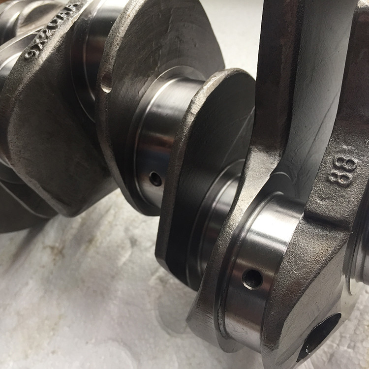 Forging Steel Or Cast Iron 4D130 Diesel Engine Crankshaft 6110-33-1112