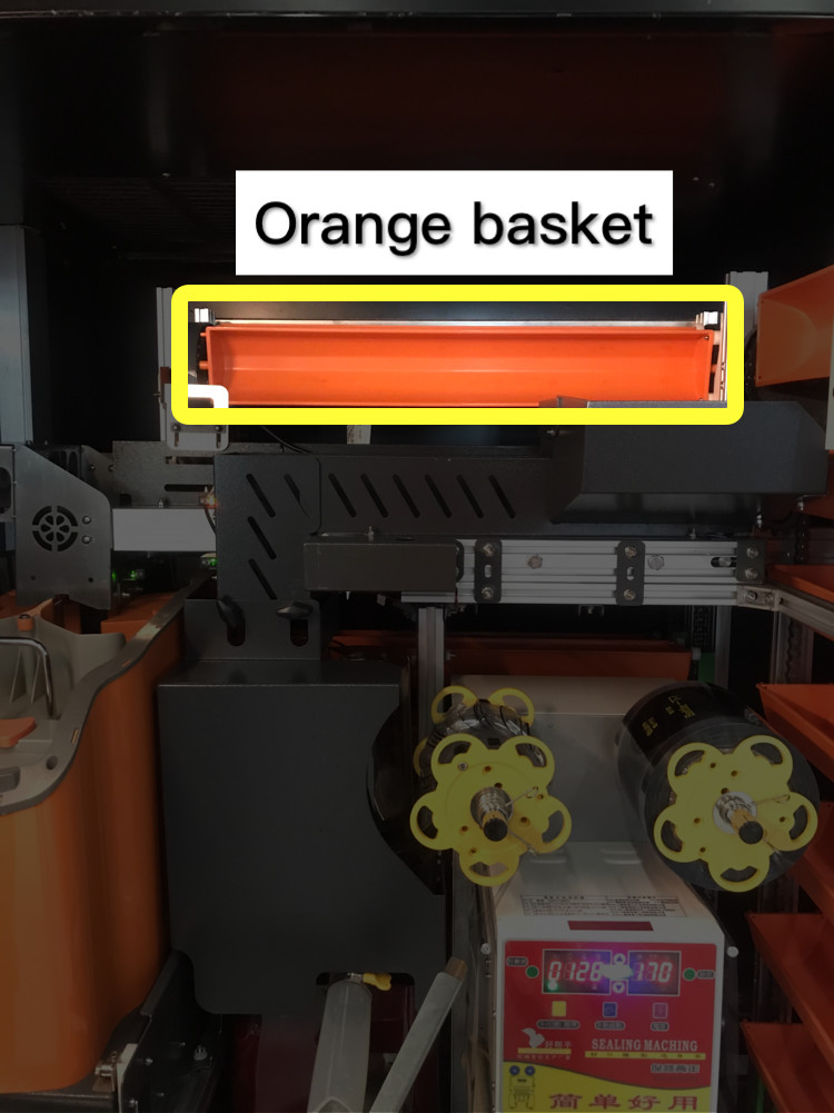 Apple Pineapple Juice Commercial Automatic Fresh Orange Juice Vending Machine Orange Juicer Vending Machine for Sale