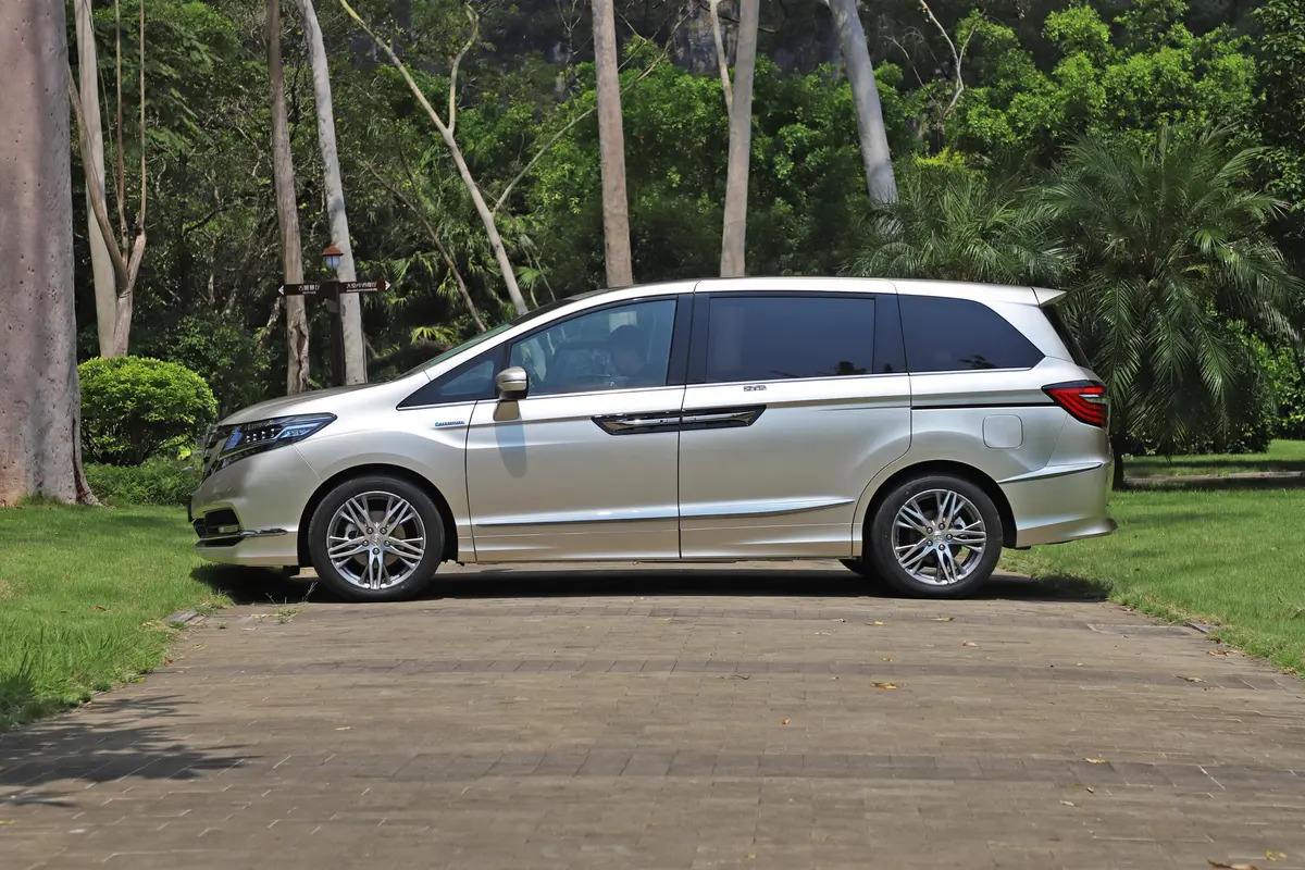 2900mm Wheelbase Hon-da Elysion Medium MPV HEV 2.0L 146Ps L4 Hybrid Electric Car SUV 0km Used Car Sale Wheelbase 2900mm