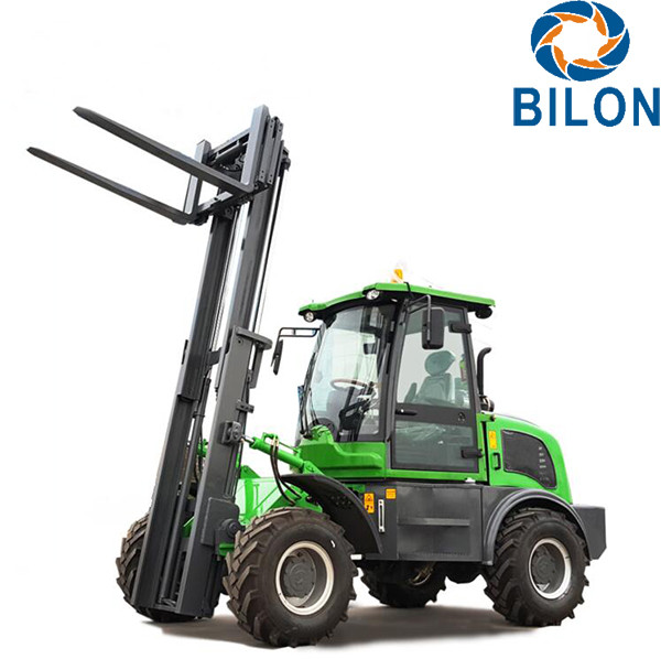 Off Road Diesel Forklift Truck 3 Ton Rated Loading Capacity With Four Wheel