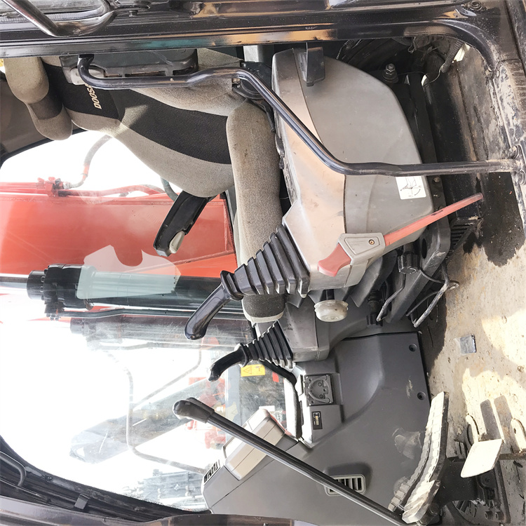 Used Doosan DX140 LC 7 14 Ton Earth-Moving Machinery in Good Condition Made in Korea