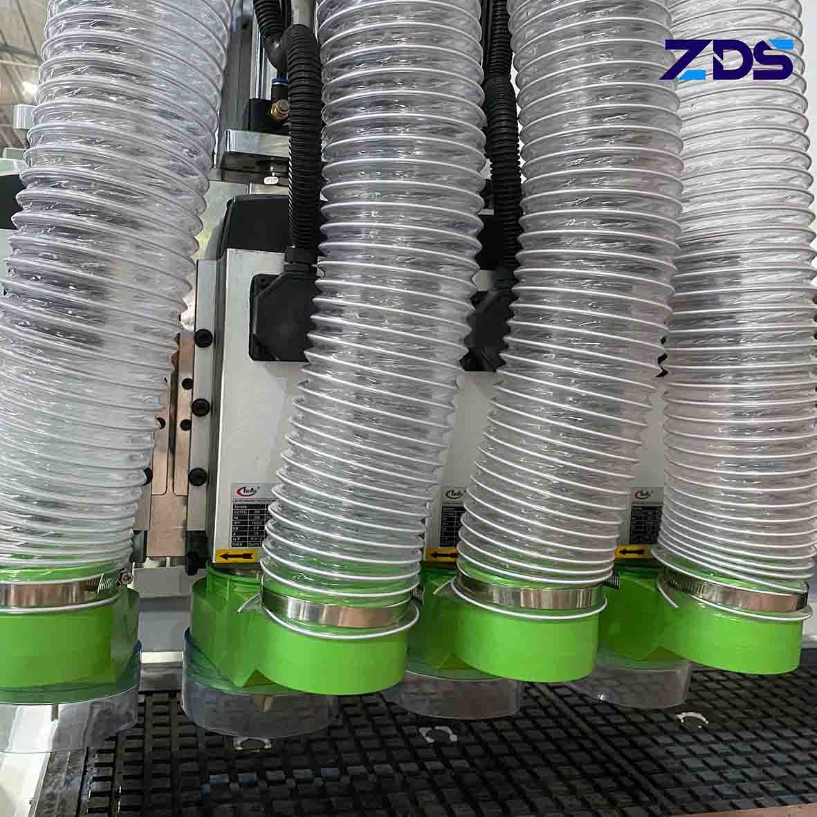 2440*1220*200mm Wood Cutting Router Machine Multi Axis CNC Milling Machine