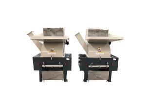 China 400kg / H 12mm PET Bottle Plastic Crusher Machine wholesale