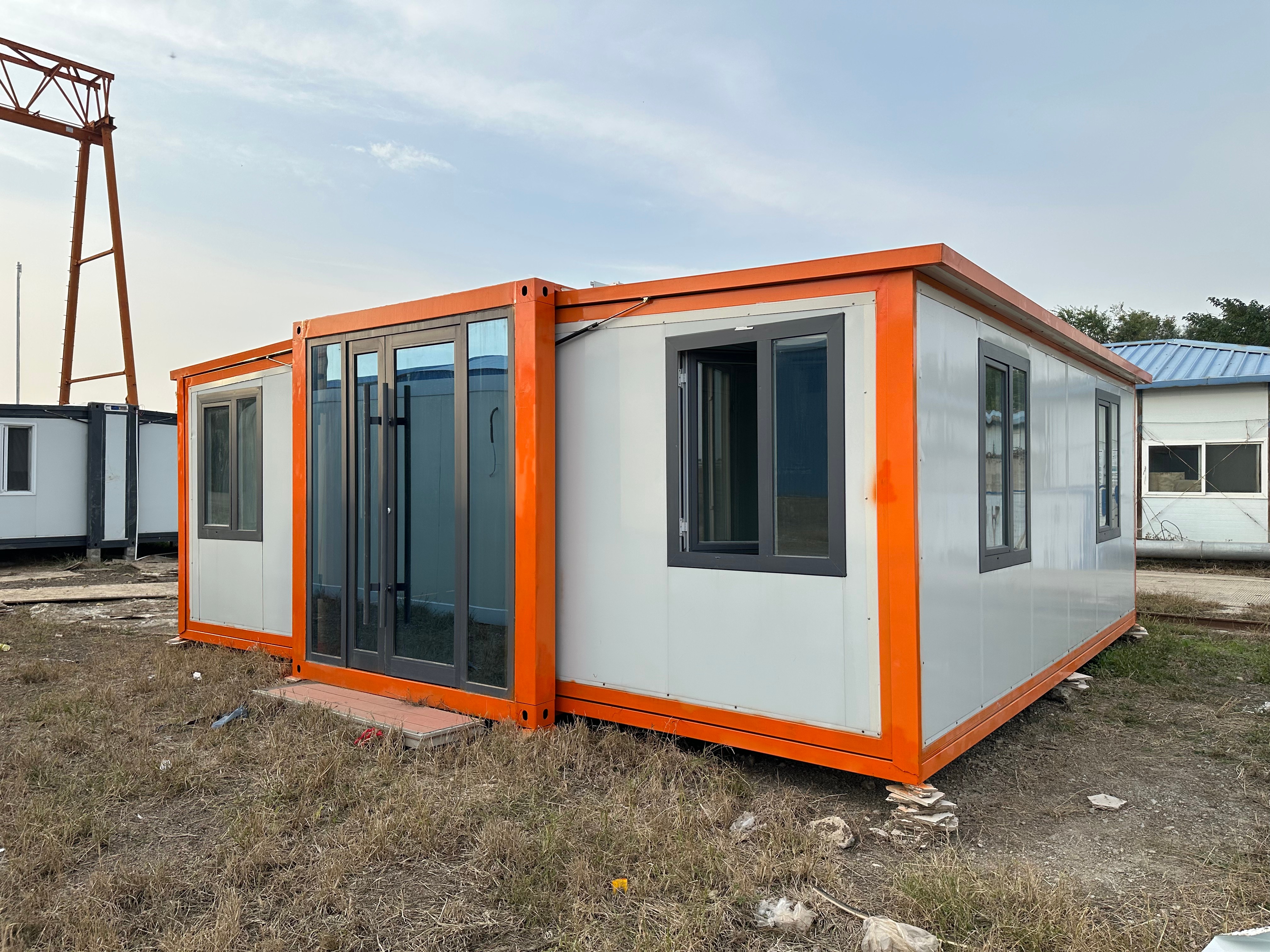 40ft Movable Expandable Villa Type Container Home with Bathroom And Kitchen Thermal Insulation Prefabricated Tiny Villa