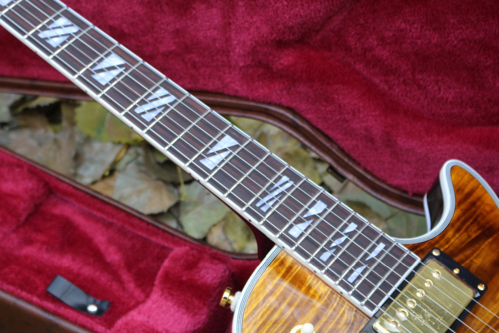 2017 supreme custom LP Electric Guitar double Tiger Flame Maple top golden hardware EMS free shipping