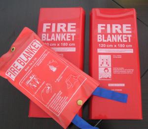 China Insulated Fireproof Fiberglass Fire Blanket Safety Emergency Fire Blanket wholesale