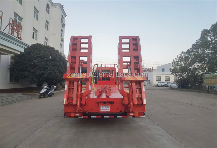Export Euro II Reasonable HOWO 25ton Flat Low Bed Truck 9m Length Flat Bed Truck