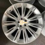 ET49 Silver 22 Inch Light Alloy Cast Wheel Rims Multi Spoke