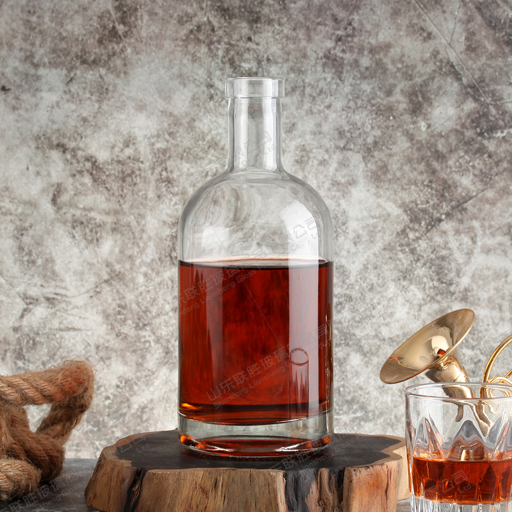 Rubber Stopper Sealing Type Glass Bottle for Customied Liquor Wine Whisky Vodka Gin