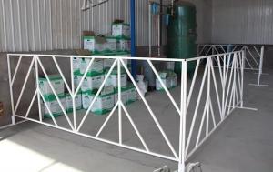 China sports portable US standard white powder coating crowd control barriers wholesale