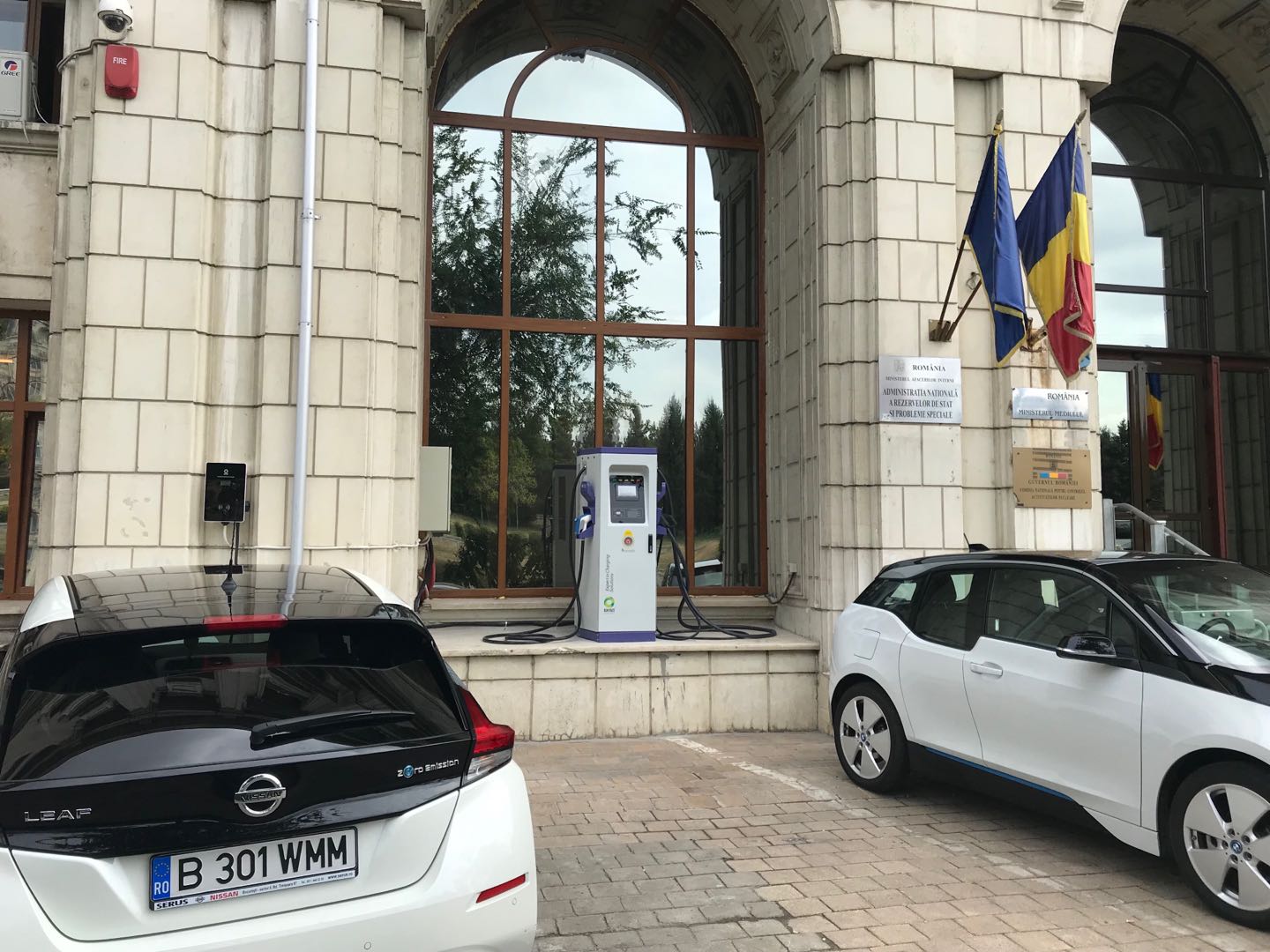 Three Phase 22KW 32A OCPP 1.6J Commercial EV Charger