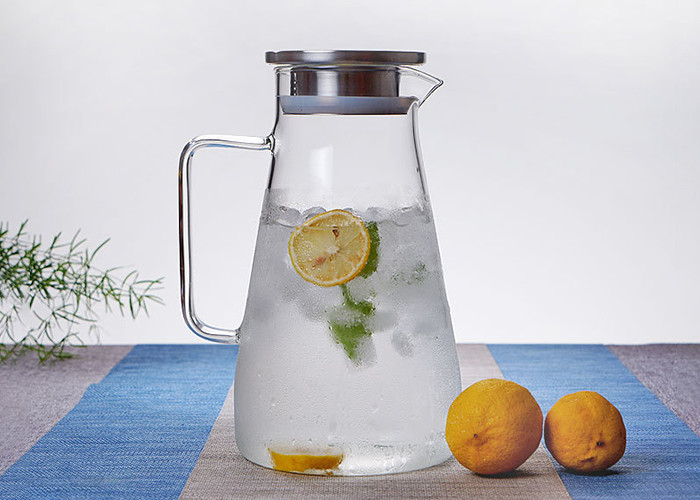 304 Stainless Steel Lid Clear Glass Water Pitcher , Hot Water Glass Pitcher