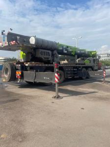China China Zoomlion Construction Lifting Equipment 80t Mobile Truck Cranes Price For Sale wholesale
