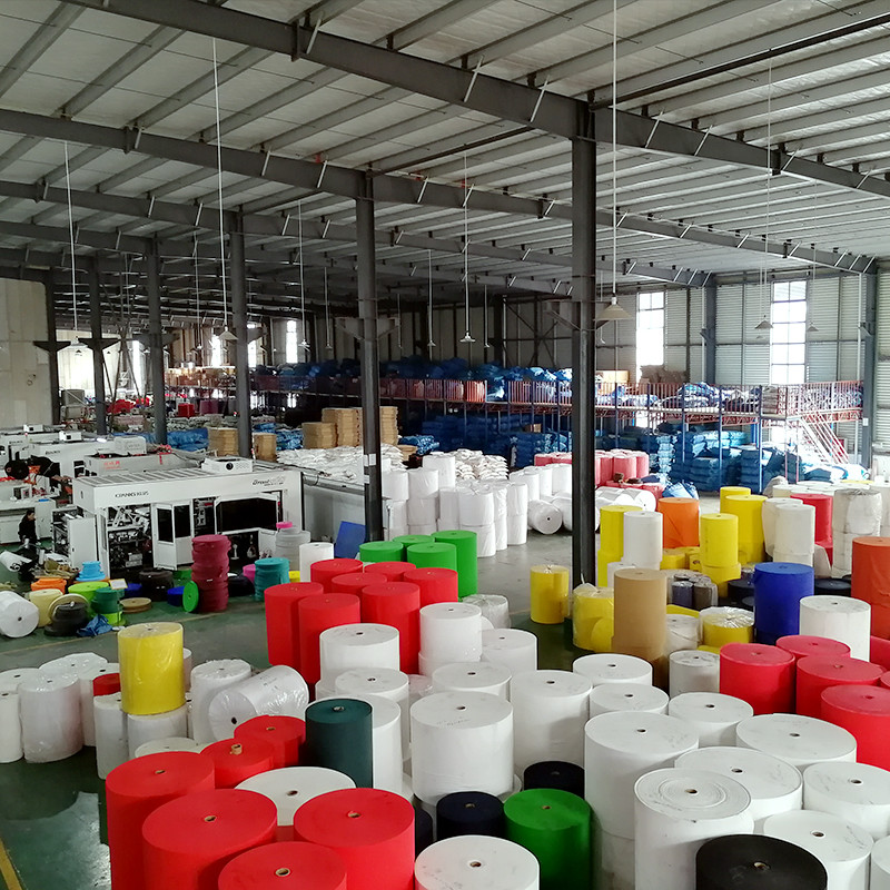 Customized Disposable Fabric Making Non Woven Tablecloth Roll Recycle Bag
