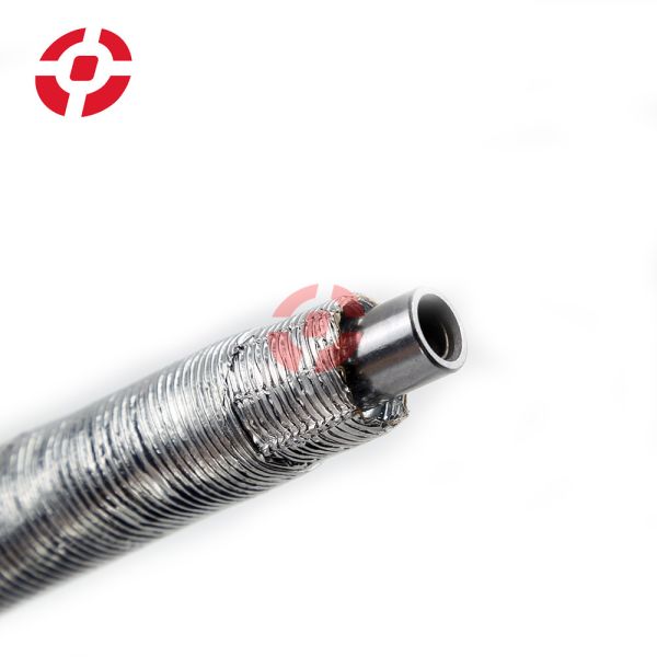 LR014409 Car Steering Parts High Pressure OEM Rubber Power Steering Hose