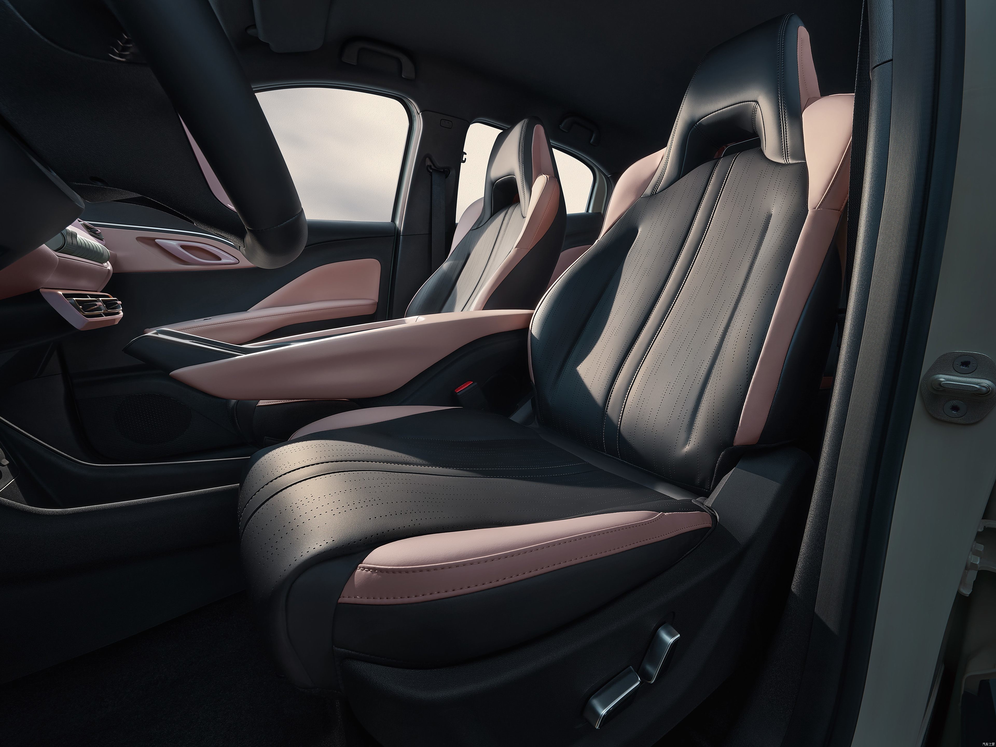 2025 BYD Seagull, upgraded intelligent driving, improved safety configuration. More functions and lower price!
