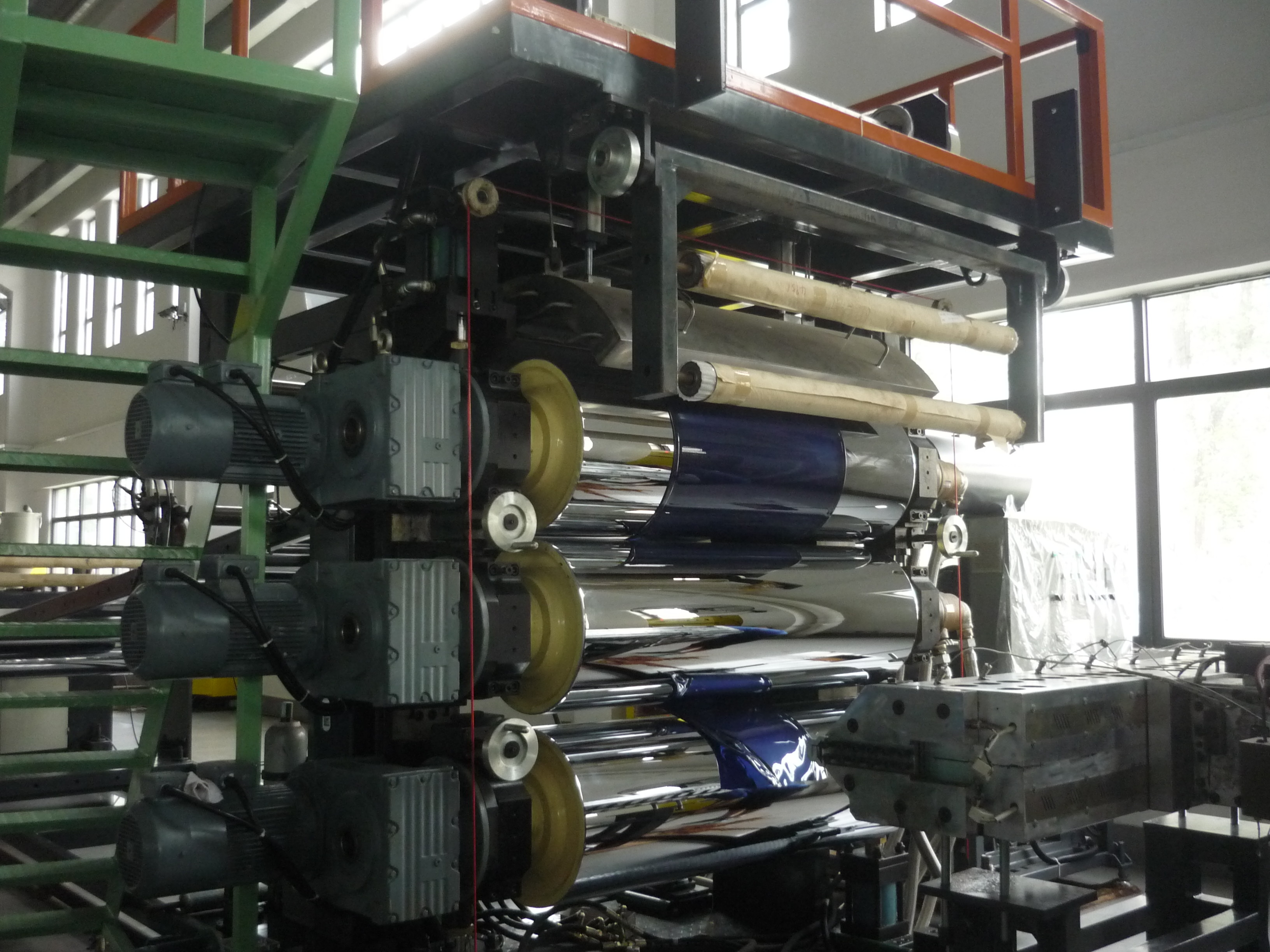 High Speed PLC Control ABS Luggage Sheet Making Machine 1-25m/min