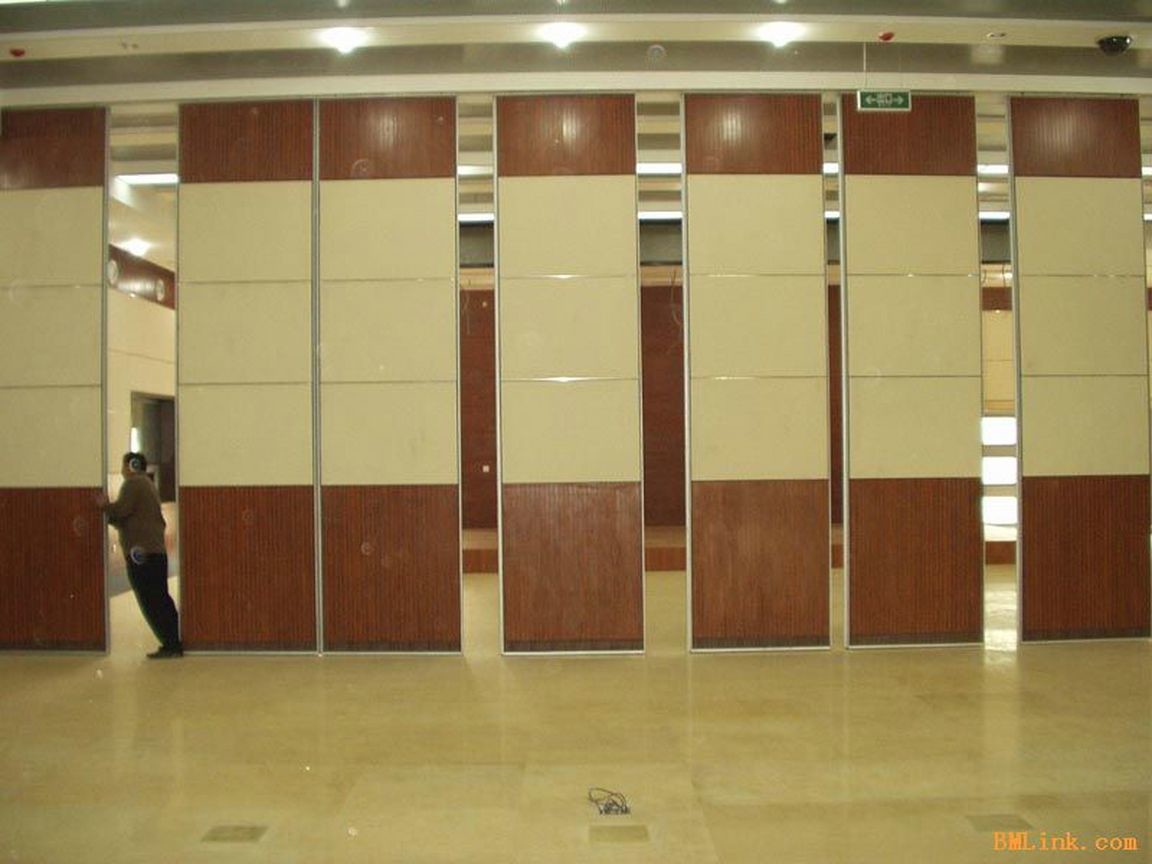85 mm Commercial Folding Partition Walls Melamine Board Door Material