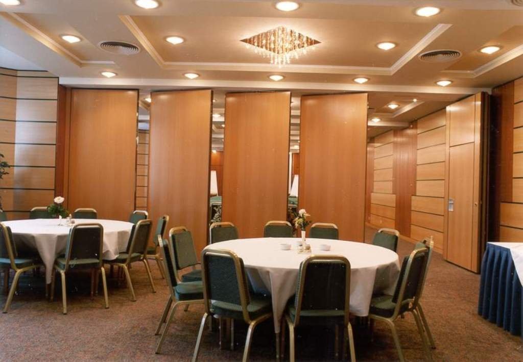 Active Sliding Folding Movable Partition Walls Aluminium Bangladesh