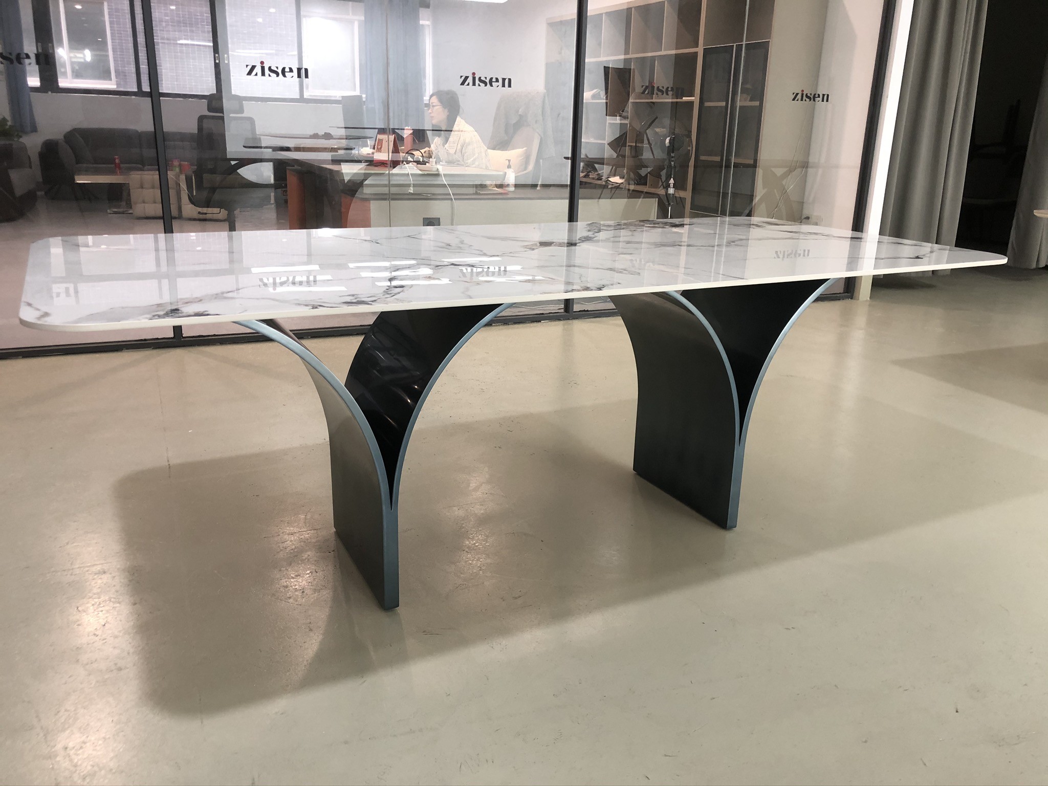 Modern Style Dining Room Furniture Dining Table And Chairs Set Factory Price